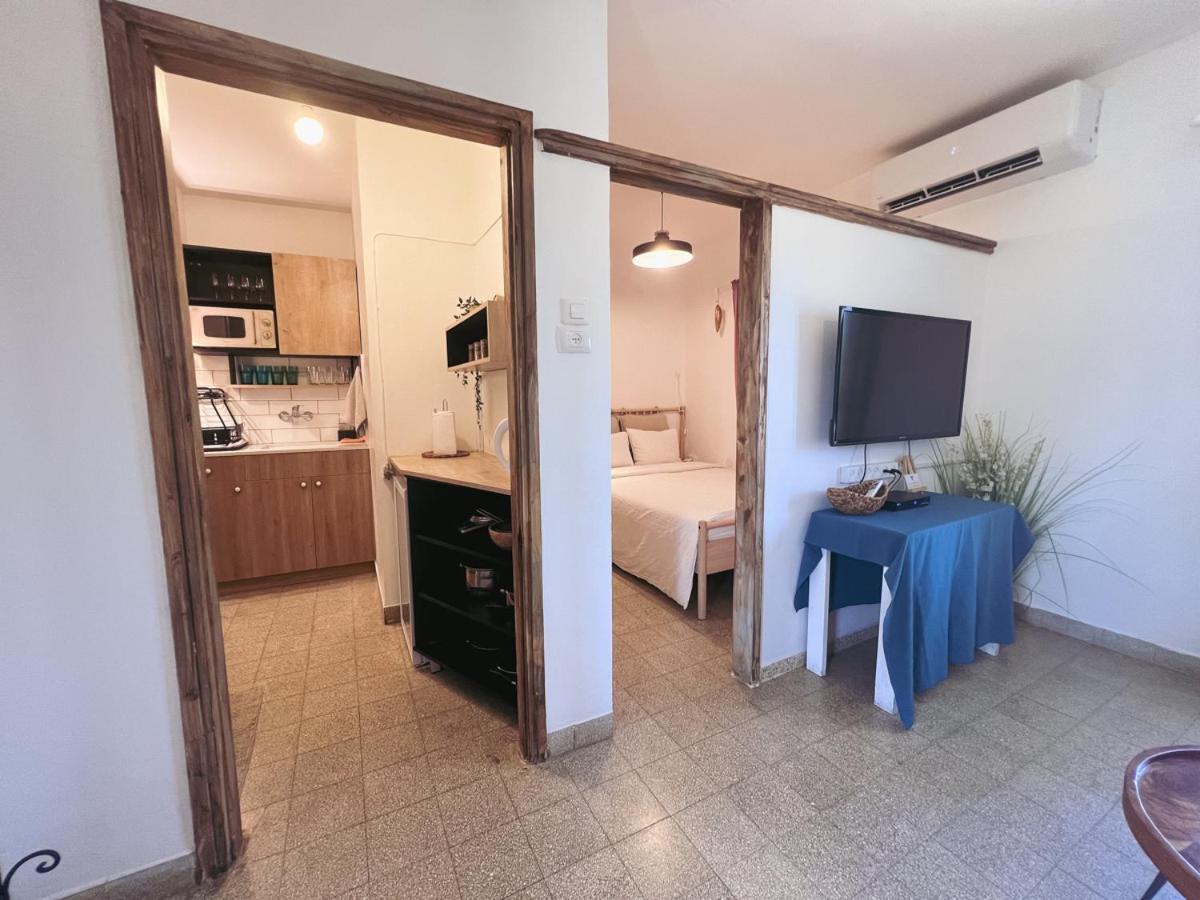 הצימר של יהושע Kibbutz Kibbutz Ein Gedi Exterior foto